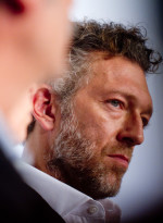 L'acteur français Vincent Cassel  à la conférence de présentation du film Mon roi de Maïwenn au Festival de Cannes le 17 mai 2015.